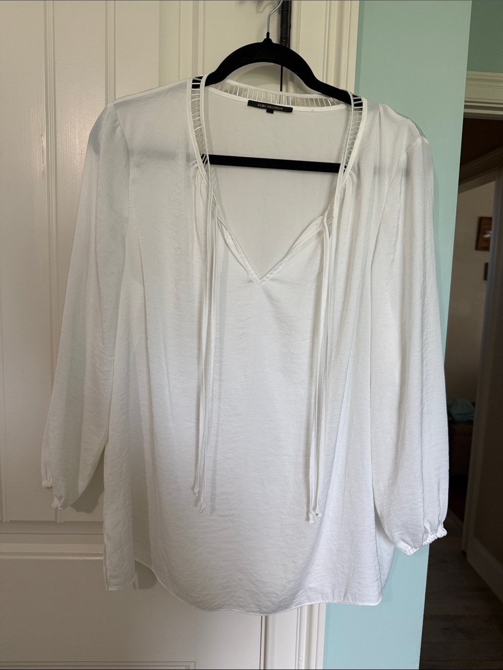 Kobi Halperin White Tie-Front V-Neck Tunic shirt